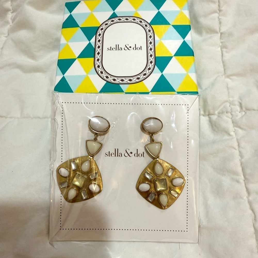 Stella & Dot Tala Chandeliers Gold and White Statement Earrings